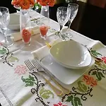 Panoramico, In Villa, Grande, Con Ampie Terrazze 아파트 카울로니아 마리나