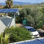 아파트 Panoramico, In Villa, Grande, Con Ampie Terrazze 카울로니아 마리나