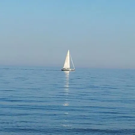 Panoramico, In Villa, Grande, Con Ampie Terrazze Caulonia Marina