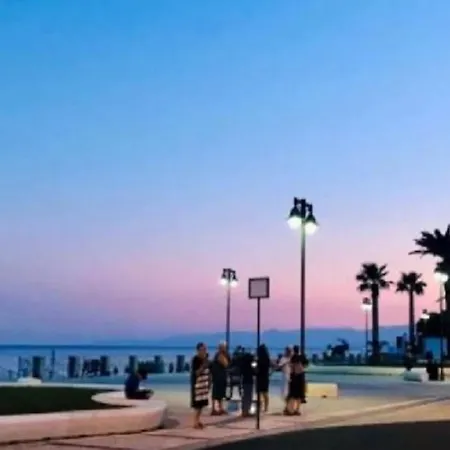 Panoramico, In Villa, Grande, Con Ampie Terrazze קאולוניה מרינה