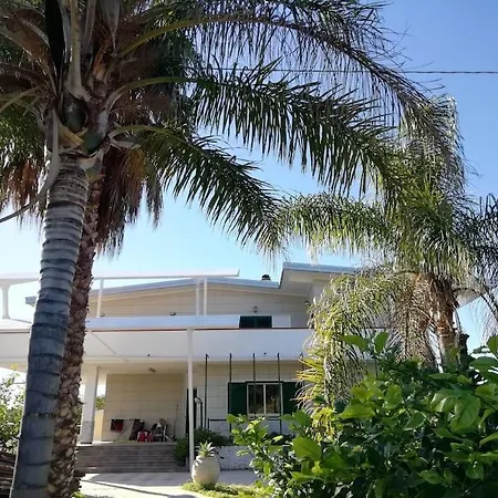 아파트 Panoramico, In Villa, Grande, Con Ampie Terrazze *