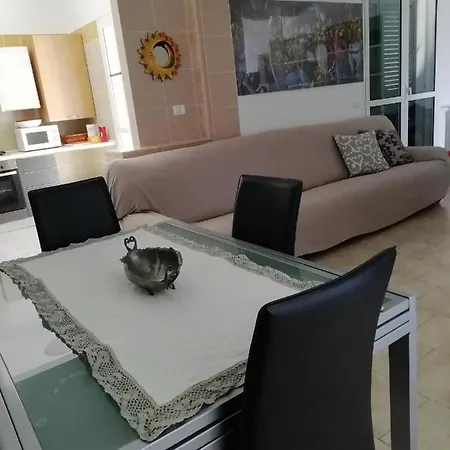 Panoramico, In Villa, Grande, Con Ampie Terrazze