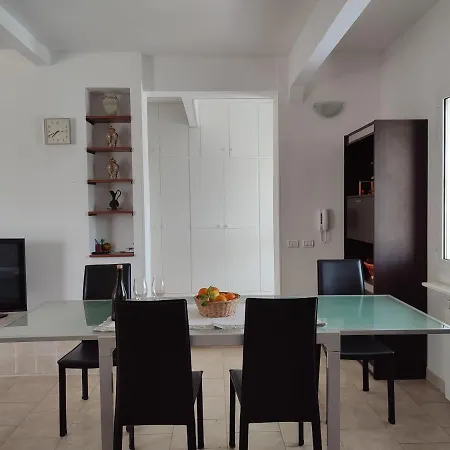 Panoramico, In Villa, Grande, Con Ampie Terrazze Apartamento *