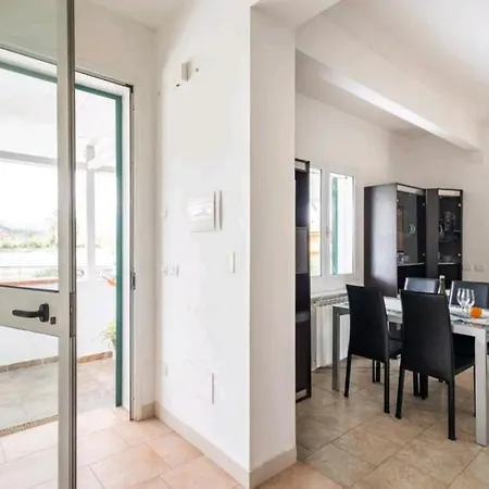 Apartment Panoramico, In Villa, Grande, Con Ampie Terrazze Marina di Caulonia