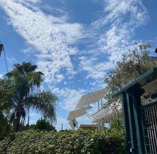 Apartamento Panoramico, In Villa, Grande, Con Ampie Terrazze