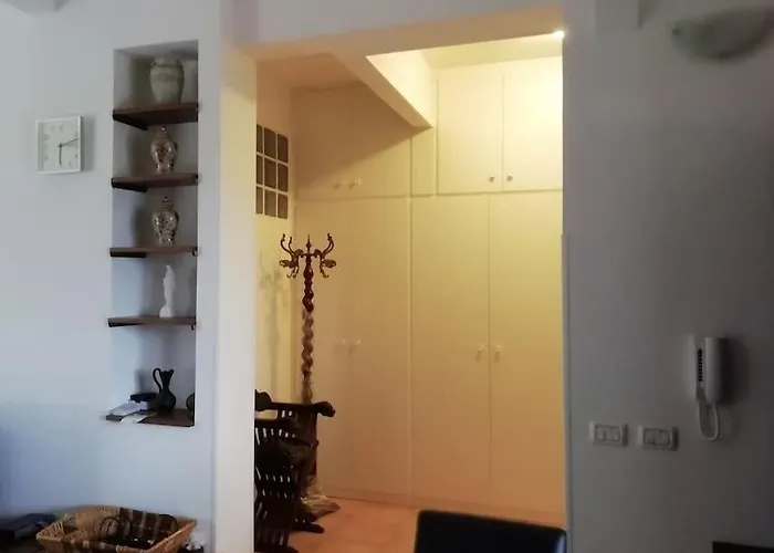 Panoramico, In Villa, Grande, Con Ampie Terrazze *