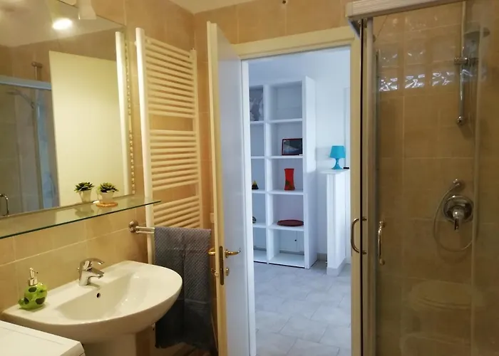 Panoramico, In Villa, Grande, Con Ampie Terrazze Apartamento