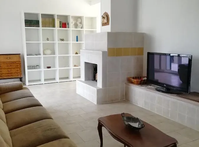 Apartamento Panoramico, In Villa, Grande, Con Ampie Terrazze *