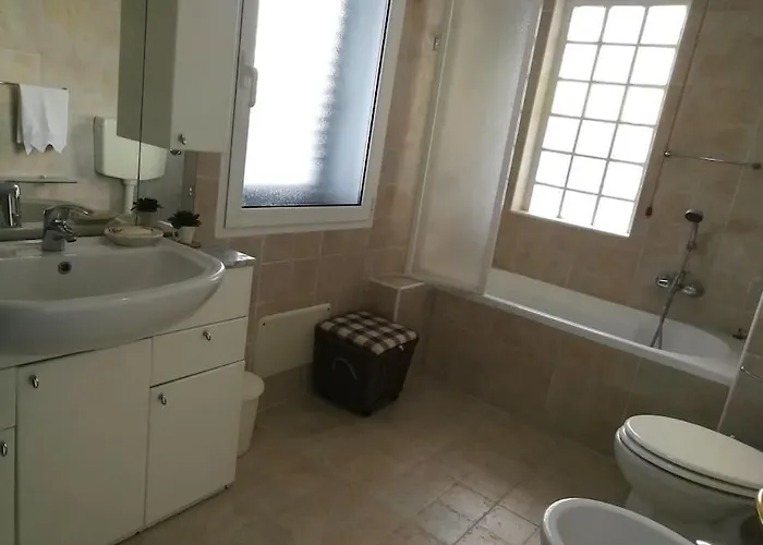 Panoramico, In Villa, Grande, Con Ampie Terrazze Apartamento