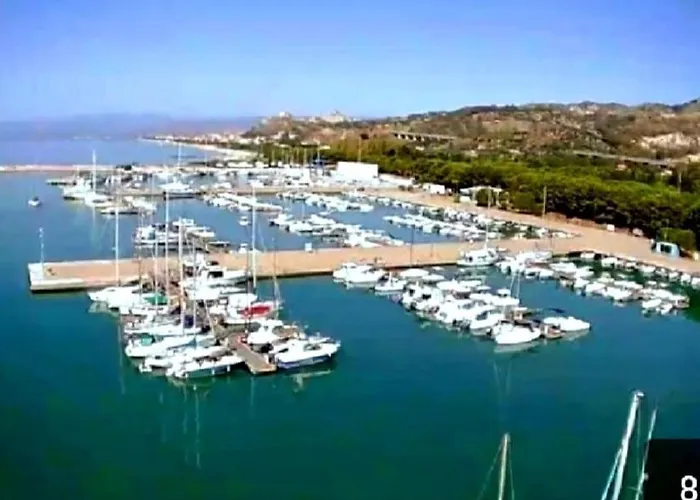 Panoramico, In Villa, Grande, Con Ampie Terrazze Apartamento Caulonia Marina