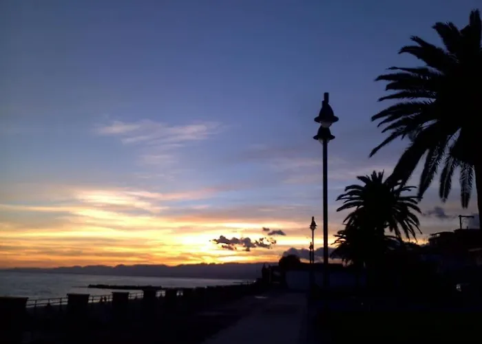 Panoramico, In Villa, Grande, Con Ampie Terrazze *