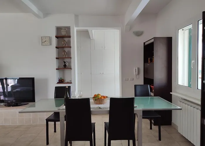 Panoramico, In Villa, Grande, Con Ampie Terrazze Apartamento *