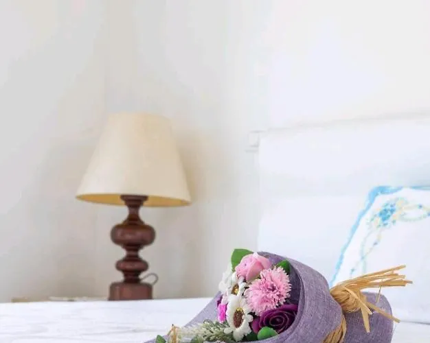 Panoramico, In Villa, Grande, Con Ampie Terrazze Apartamento Caulonia Marina