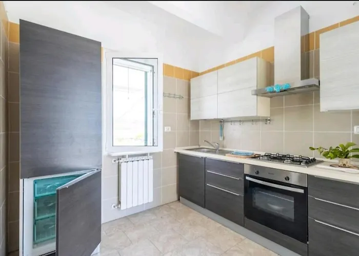 Apartamento Panoramico, In Villa, Grande, Con Ampie Terrazze